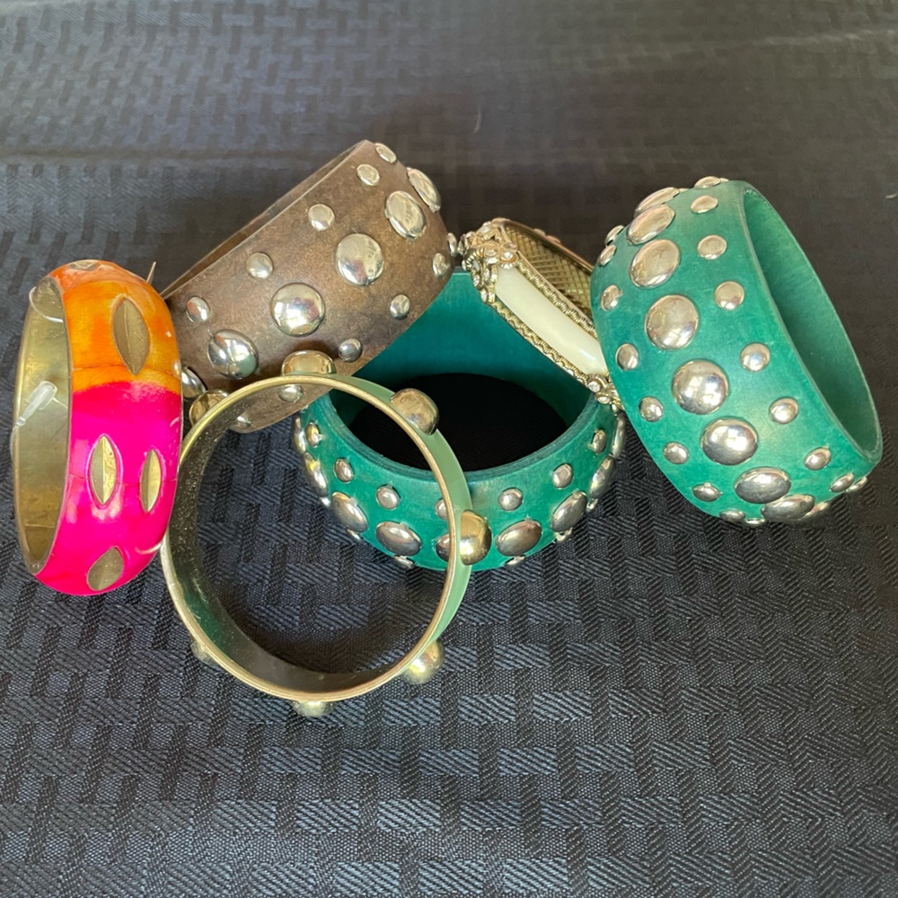 Bangle Bundle 6 New Bracelets. Multicolored bangles with metallic accents.